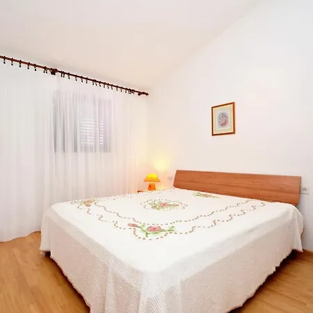 Apartments By The Sea Prizba, Korcula - 149 Apartment